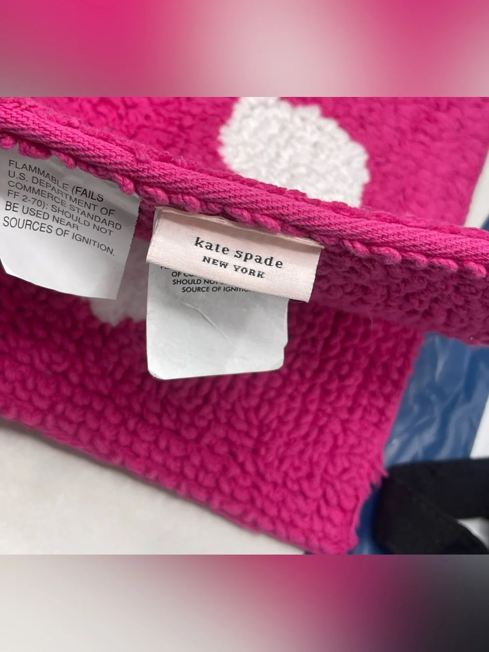 KATE SPADE Pink w/ White Dots Bath Rug 21